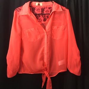 PINK BUTTON DOWN SCRUNCHED BLOUSE